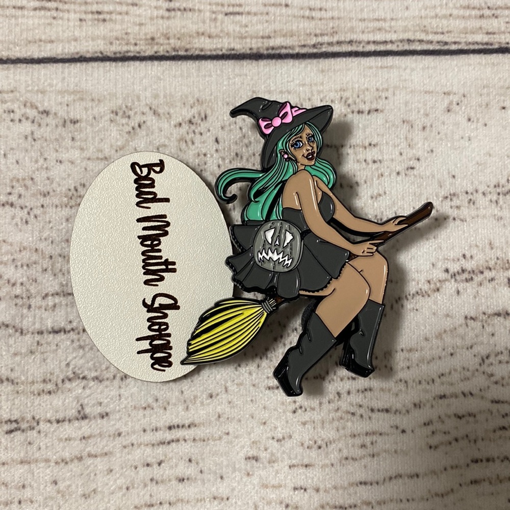 *Love Pain and Stitches Strange Witch Halloween Enamel Lapel Pin in Black